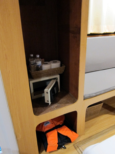 ダイブレース号の船内☆_f0144385_14120081.jpg