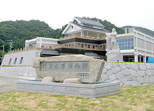 f0231709_2393225.gif