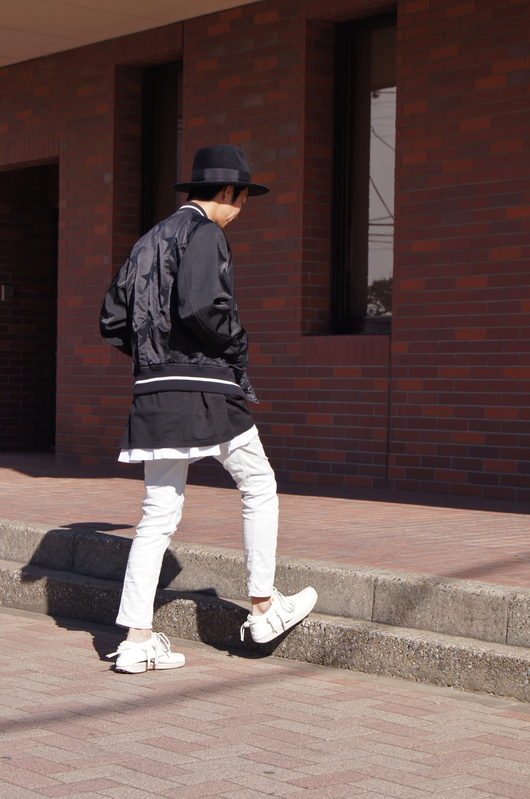 CONVERSE TOKYO ONE Start - Big Silhouette Style!!!_f0020773_21554740.jpg