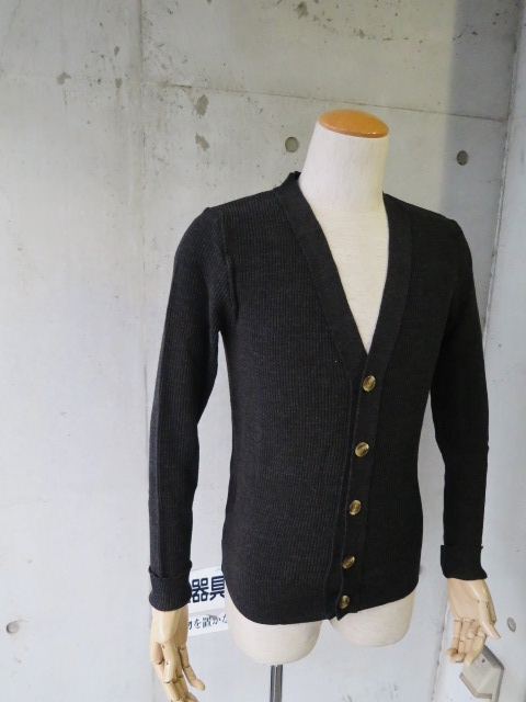 OLD DERBY (MADE in England) ･･･ Hi ゲージKNIT CARDIGAN！★！_d0152280_1710305.jpg