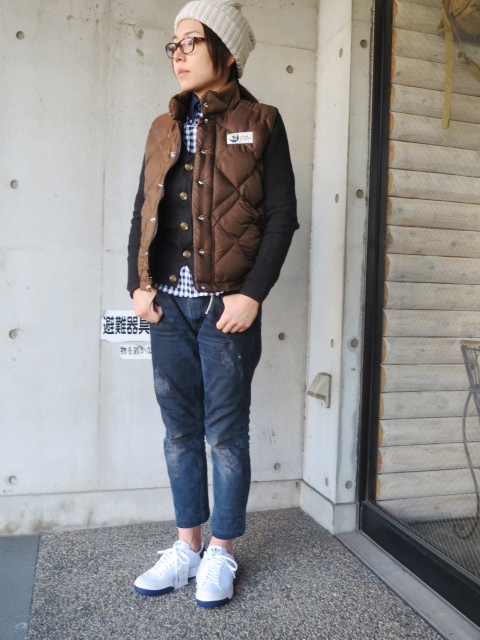 OLD DERBY (MADE in England) ･･･ Hi ゲージKNIT CARDIGAN！★！_d0152280_1712574.jpg