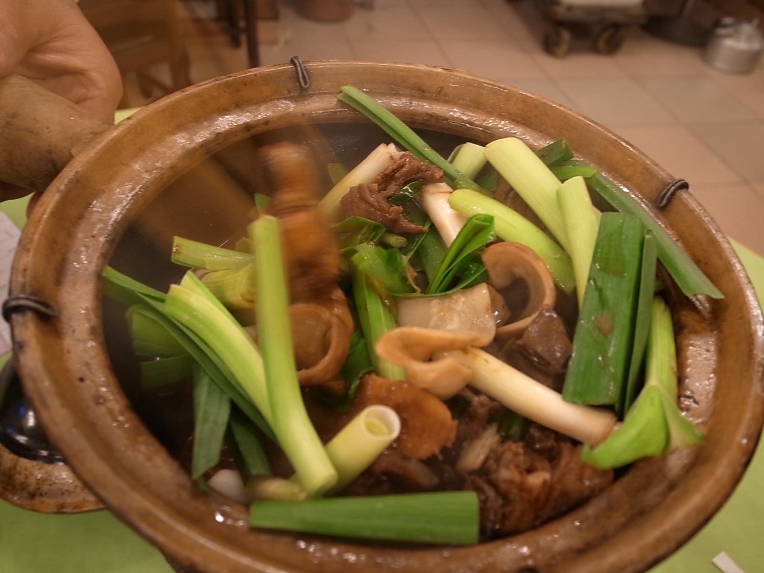 広州 2日目 上下九广场から阳光香肉美食家 犬鍋は広州の冬の風物詩 S O R A M A C H I 広州 2日目 上下九广场から阳光香肉美食家 犬鍋は広州の冬の風物詩 S O R A M A C H I