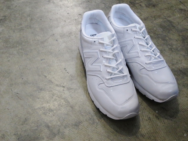 春に「白」　new balance ･･･ MRL 996 WHITE ENAMEL LEATHER！★！_d0152280_23312472.jpg