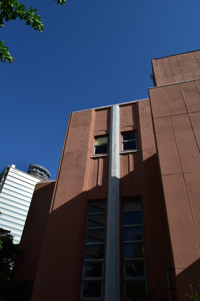 東京墨田区の旧両国公会堂(大正モダン建築再訪)_f0142606_94556.jpg