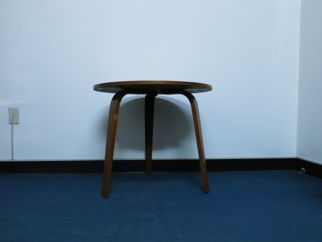 \"Cees Braakman Small Round Table with Pastoe Stamp #FAIR\"ってこんなこと。_c0140560_11343119.jpg