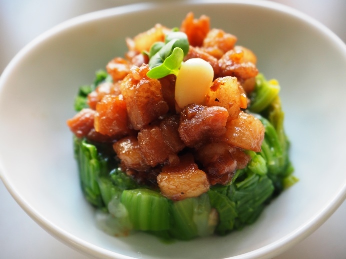 青菜の豚肉甘辛炒めのせ_e0148373_08522346.jpg
