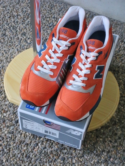 遂に入荷です(^^♪ newbalance ・・・ M 1400 (MADE IN USA) GRAY NUBAK LEATHER!★!_d0152280_20571747.jpg