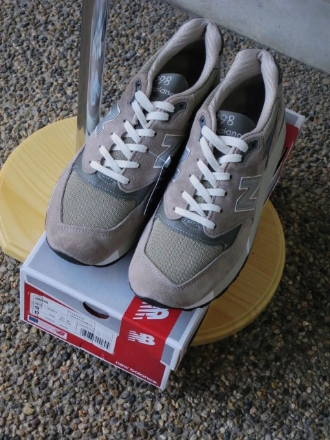 遂に入荷です(^^♪ newbalance ・・・ M 1400 (MADE IN USA) GRAY NUBAK LEATHER!★!_d0152280_2192470.jpg