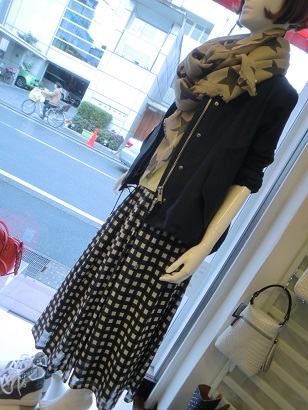 チェックのロングスカート☆_c0113499_14305090.jpg