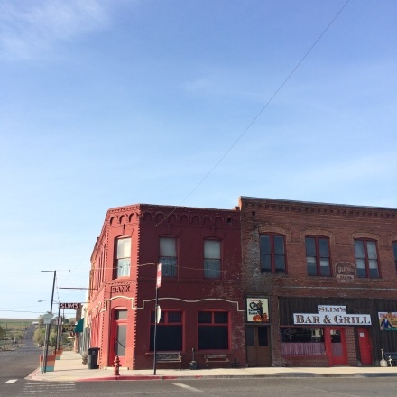 67 アメリカのさびれた町で見たもの その1 At Lind いわおの日々ing 夢見る頃がとっくに過ぎ去っても 67 アメリカのさびれた町で見たもの その1 At Lind いわおの日々ing 夢見る頃がとっくに過ぎ去っても