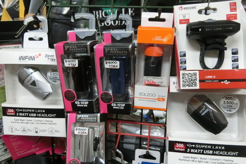 明るいＬＥＤライト、いろいろ揃ってます！_b0332867_19262264.jpg