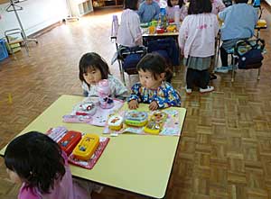 みんなでごはん♪_e0325335_1384862.jpg