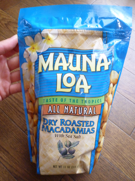 MAUNA LOAのDRY ROASTED MACADAMIAS(大袋入り)_c0152767_22303389.jpg