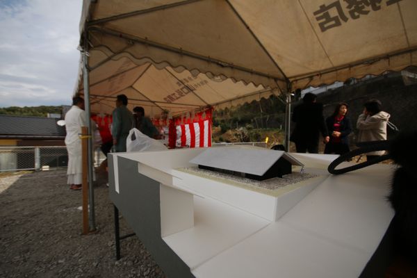 「佐世保の平屋」の地鎮祭でした♪_e0029115_17565885.jpg