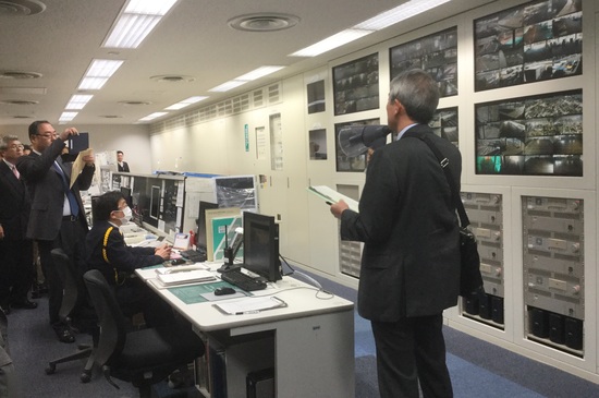 １６．０２．１８（木） 千葉県議会Sports振興議連・幕張メッセ 視察_f0035232_2173510.jpg