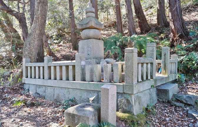 仁川から甲山ハイキング(5)いよいよ甲山の山頂へ_b0063958_22532880.jpg
