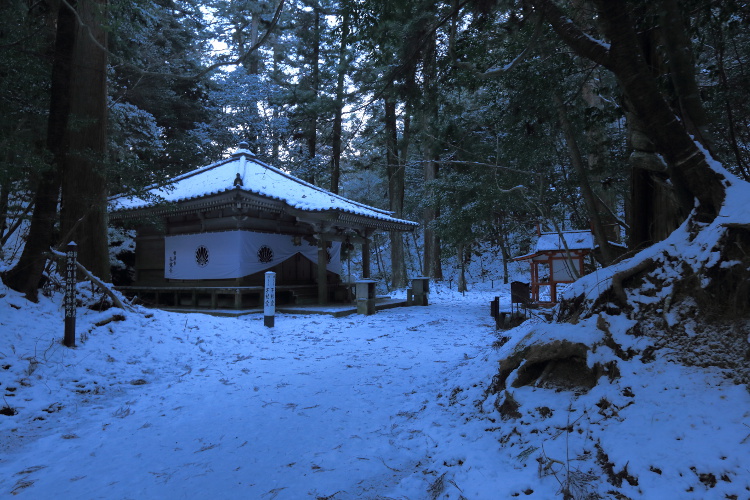 鞍馬寺_e0051888_21332173.jpg