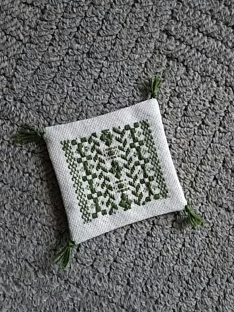 初こぎん刺繍_f0235318_23435852.jpg