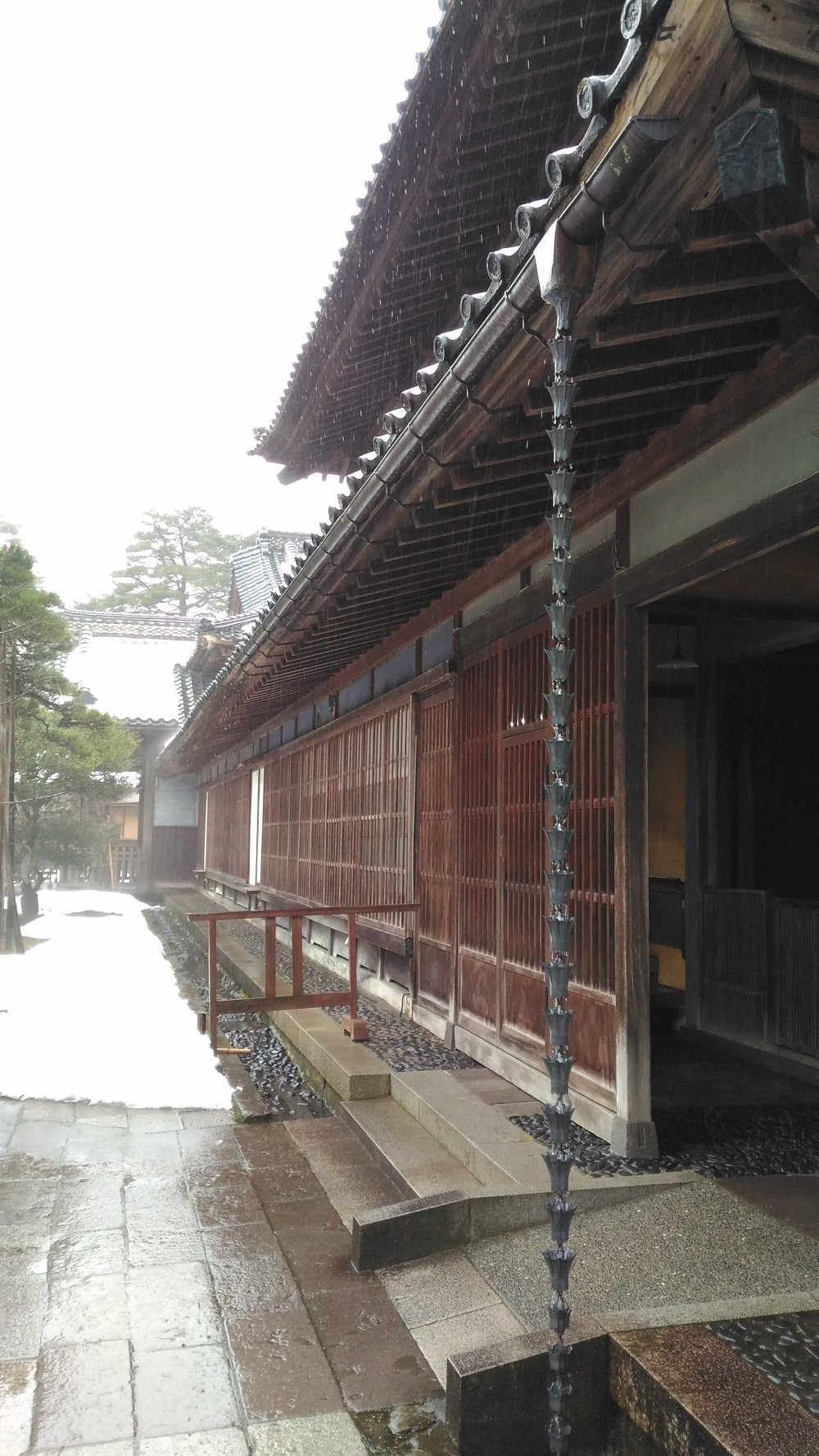 幻想的な雰囲気の北方文化博物館_b0349892_14392929.jpg