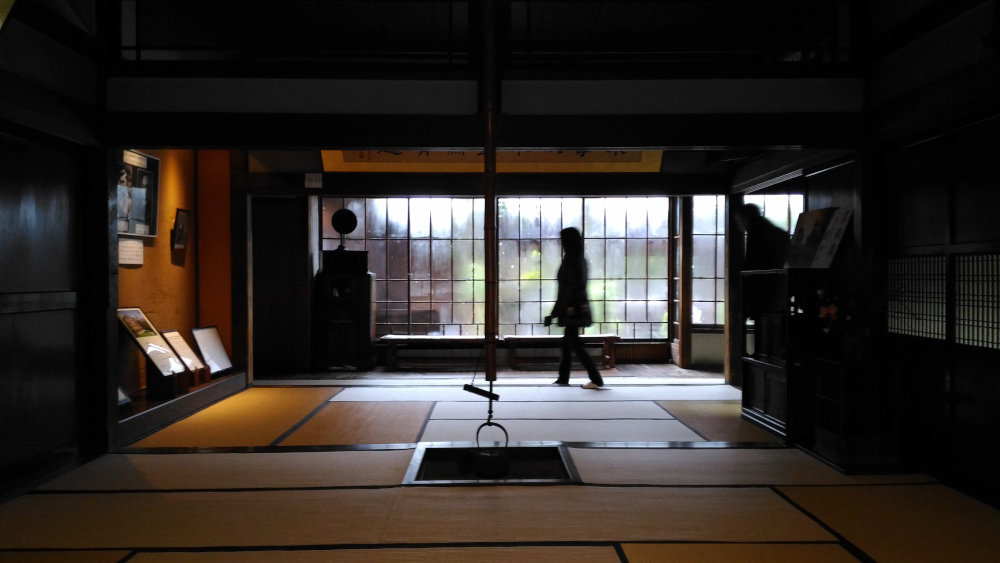 幻想的な雰囲気の北方文化博物館_b0349892_14393002.jpg