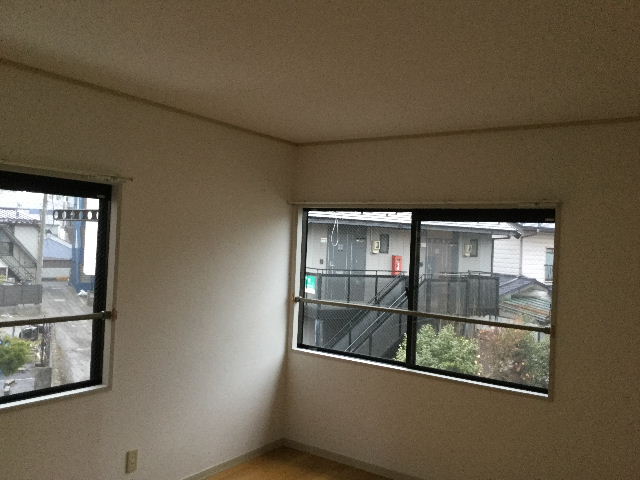 クロス施工 ミラー交換_f0031037_1915320.jpg