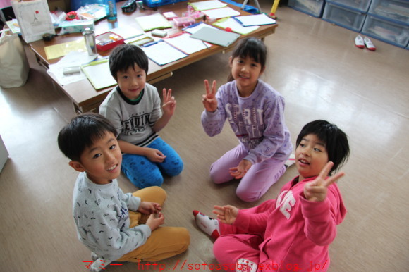 16年２月日学童さん 室内遊び 28種 衣川圭太の外遊び日記と一般社団法人マミー マミー保育園 マミー学童クラブ の出来事