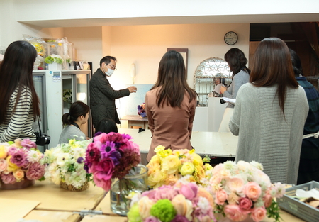 2月20日花と写真のレッスン　一日教室おつかれさまでした！_a0042928_951443.jpg