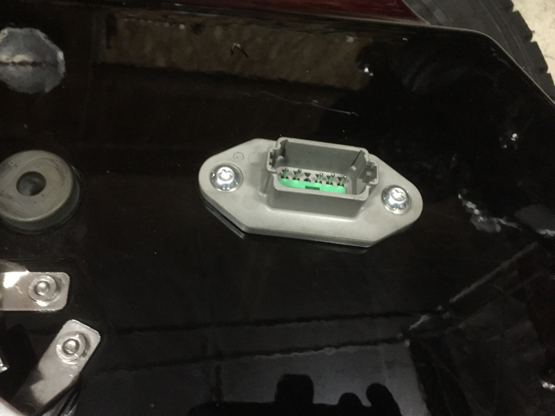 \'11 FLHTCUSE6-CVO 作業完了!_d0348774_21594397.jpg