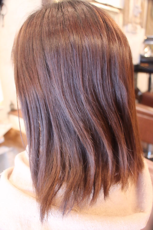 縮毛矯正のヘアケアの仕方。。。_b0210688_222573.jpg