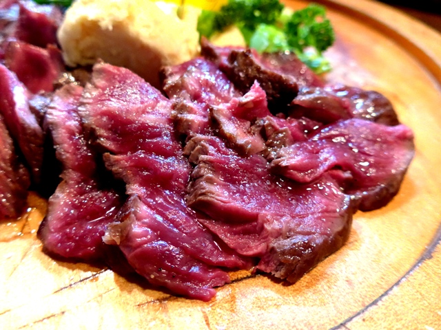 秋葉原「暴走熟成肉庫 肉アバンギャルド」へ行く。_f0232060_18563068.jpg