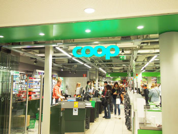 ストックホルム中央駅のロッカー_a0341668_1172365.jpg