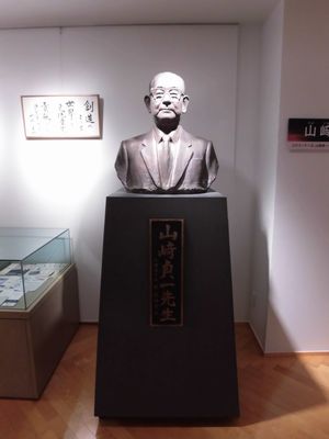 e0239190_8311770.jpg