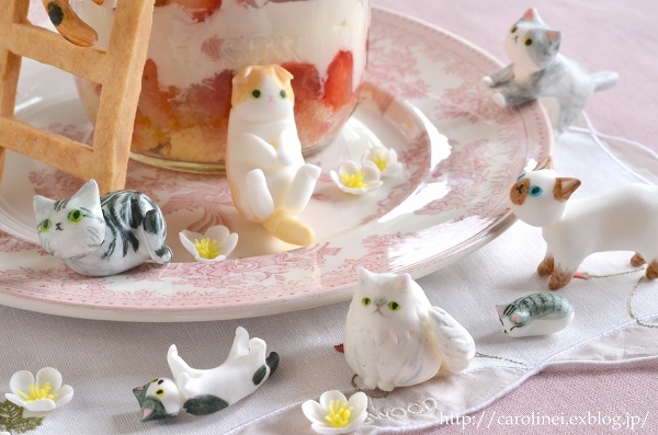 猫の日に、猫と苺のメイソンジャースイーツ　　Homemade Cat & Strawberry Mason Jar cake for Japanese Cat Day_d0025294_19244353.jpg