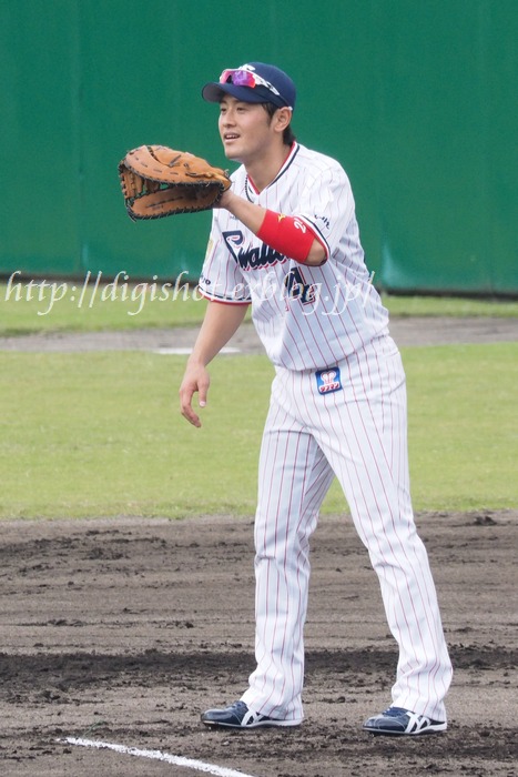 荒木先制弾も新井に逆転3ラン被弾 2 5 誤審 死球アリの後味が悪い敗戦 Out Of Focus Baseballﾌｫﾄﾌﾞﾛｸﾞ 19年終了
