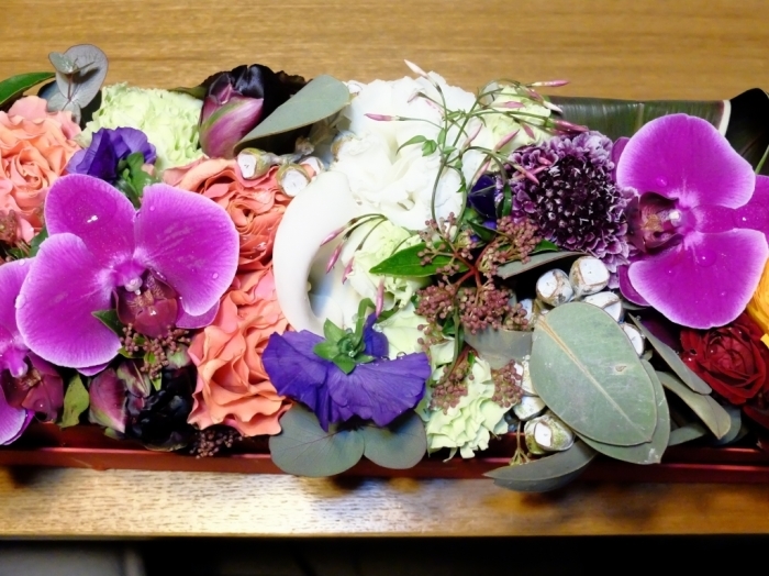 テーブルの上は北海道で花盛り？_f0050534_07453902.jpg