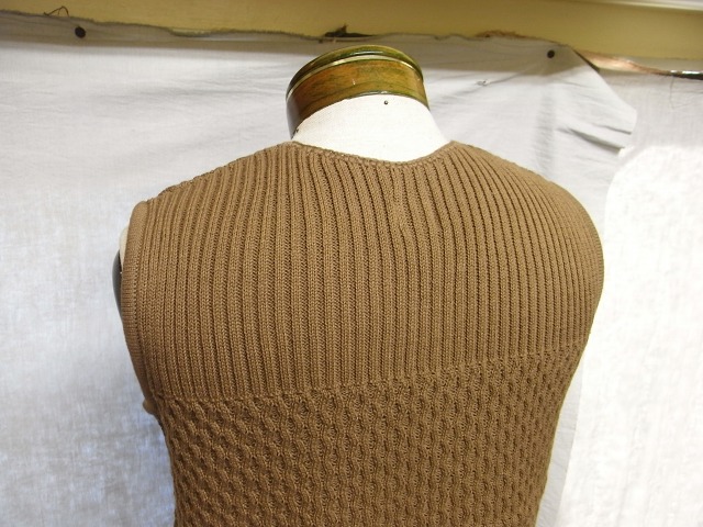 cotton knit v-neck vest_f0049745_16192537.jpg