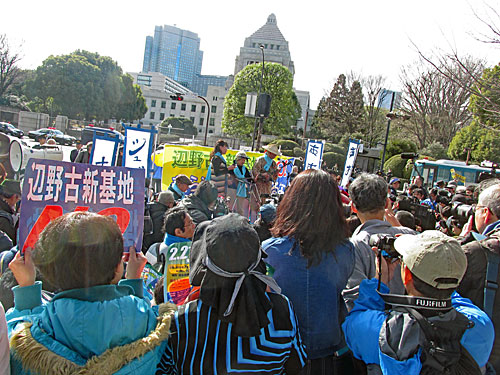 脱原発テント　止めよう！辺野古埋立て　新宿ヘイトデモを許すな‬　全国一斉高校生デモ_a0188487_1454218.jpg