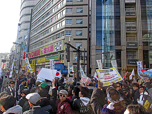 脱原発テント　止めよう！辺野古埋立て　新宿ヘイトデモを許すな‬　全国一斉高校生デモ_a0188487_14545025.jpg