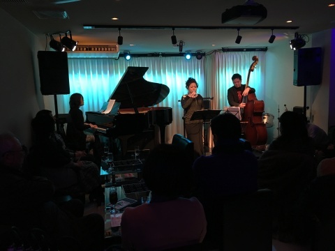 Jazzlive comin 広島 本日木曜日のライブ_b0115606_11583515.jpeg