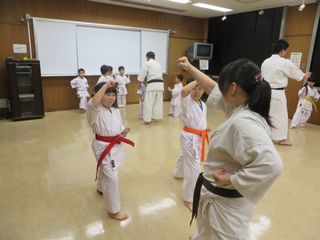 木曜空手 前田教室・手稲教室_c0118332_2221892.jpg