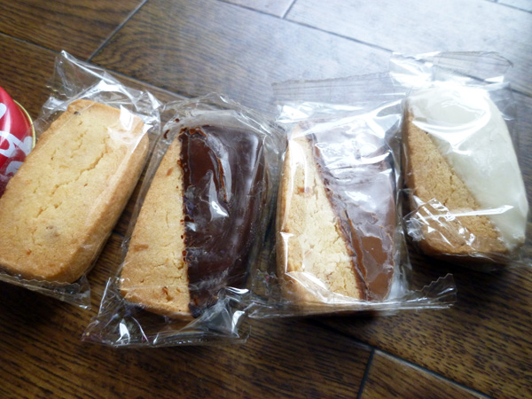 Mini Gift Tin@The Cookie Corner(ザ・クッキーコーナー)_c0152767_21424527.jpg