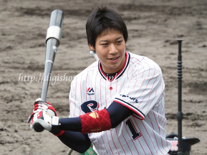 山田哲人選手16キャンプ2月3日フォト ｷｬｯﾁﾎﾞｰﾙ ﾃｨｰﾊﾞｯﾃｨﾝｸﾞ他 Out Of Focus Baseballﾌｫﾄﾌﾞﾛｸﾞ 19年終了