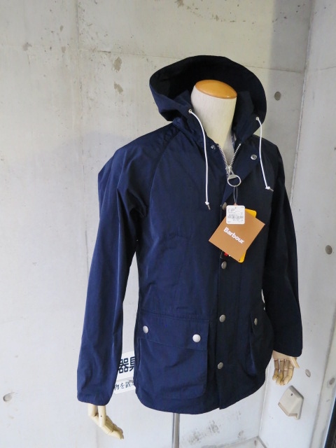 (訂正版)今春にも初夏にも◎ Barbour ・・・ HOODED BEDAIL JACKET (With VEST LINER)!★!_d0152280_21284879.jpg