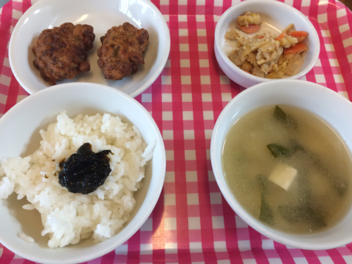 2月25日の給食_c0293682_12585094.jpg