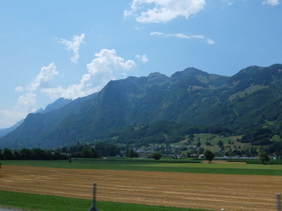 ヨーロッパ旅行記9 ノイシュバンシュタイン城~スイスへ_c0191597_22261531.jpg