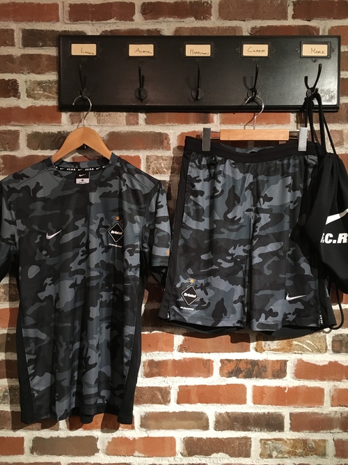 F.C.R.B. 2016 S/S COLLECTION Starting tomorrow!!!_c0079892_20503939.jpg