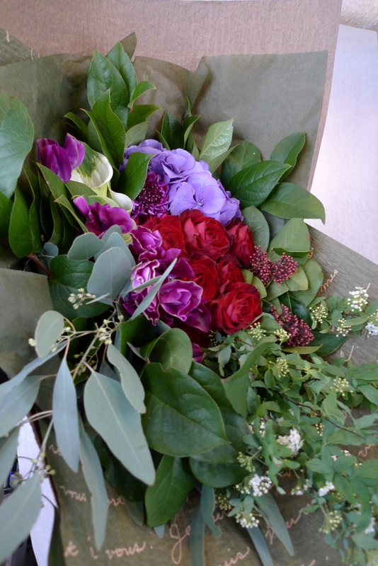 還暦のお祝い花束 男性用 かっこいい モダンな感じ 札幌 花屋 Mell Flowers