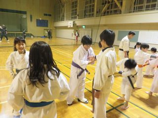 土曜日空手 宮の沢教室・八軒教室・麻生道場_c0118332_22531319.jpg