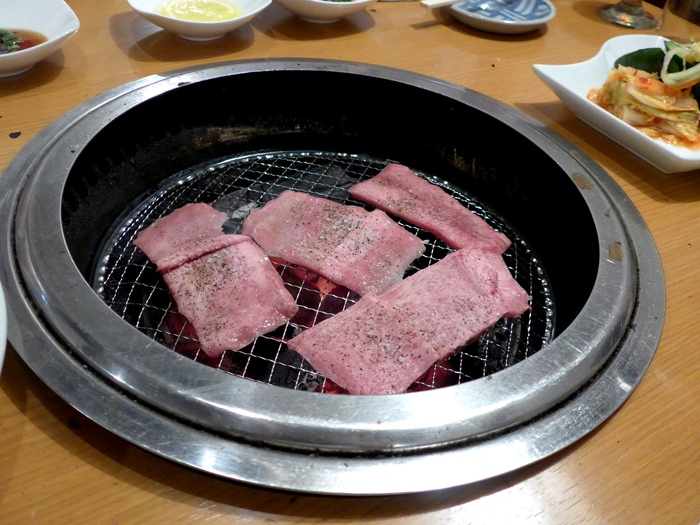 白金高輪「炭焼 金竜山」へ行く。_f0232060_2155149.jpg