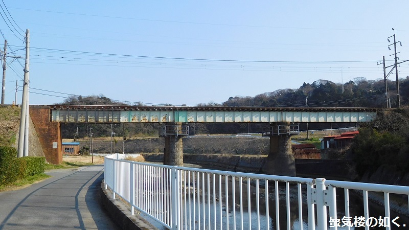 「だがしかし」舞台探訪002 主要舞台は富津市竹岡、シカダ駄菓子と周辺(第01話－第03話)_e0304702_10503417.jpg